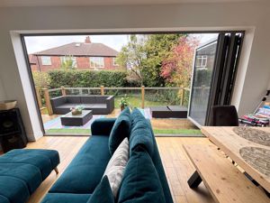 Photo 11- click for photo gallery